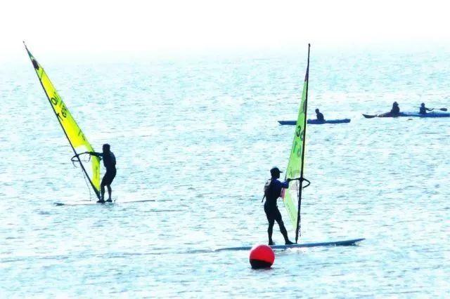 连媒:武磊、张琳芃淡出国足后谁接班?战新加坡不敢说有把握